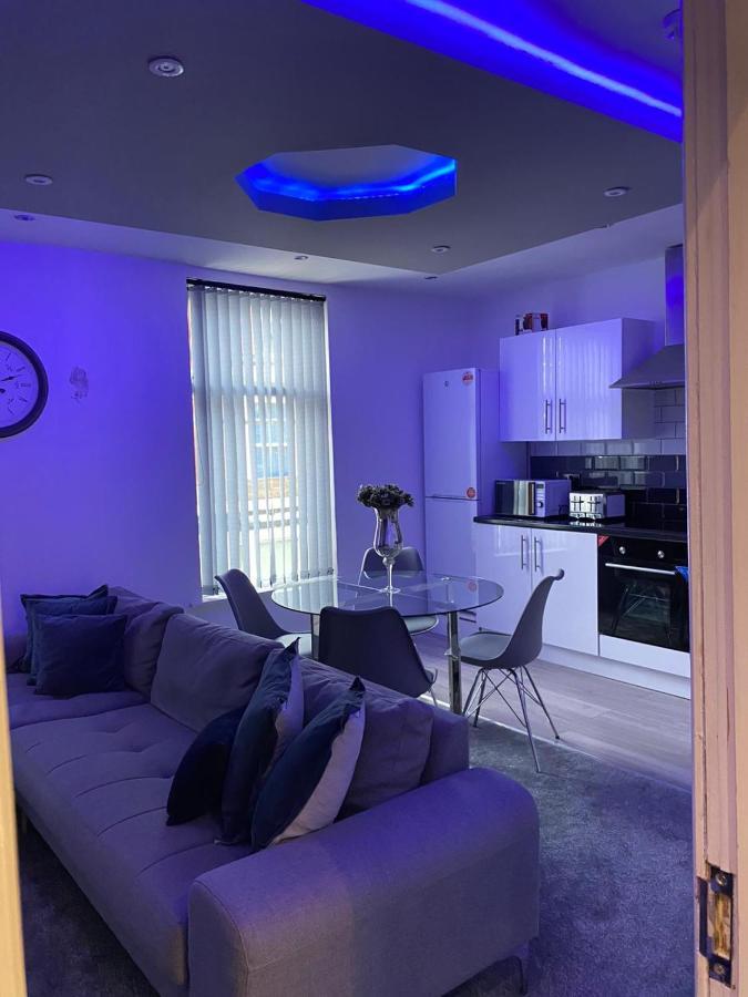Ali'S Holiday Apartments F3 Блекпул Екстериор снимка