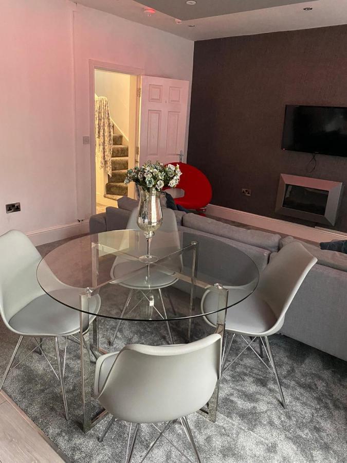 Ali'S Holiday Apartments F3 Блекпул Екстериор снимка