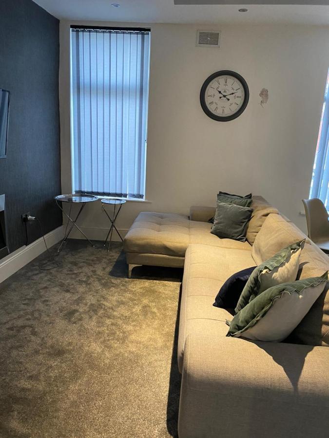 Ali'S Holiday Apartments F3 Блекпул Екстериор снимка